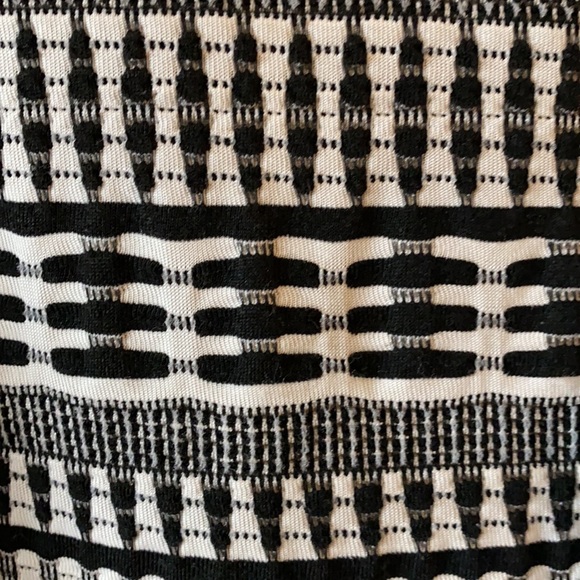 Loft Aztec Dress - Picture 3 of 3